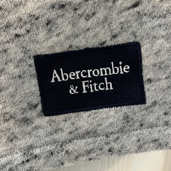 Abercrombie and Fitch fleece shorts - Picture 3 of 3